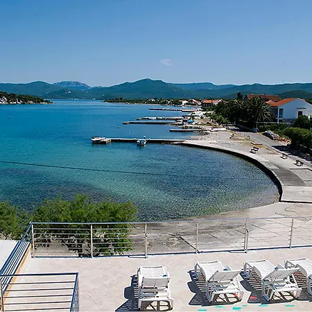 Awesome In With House Sea View